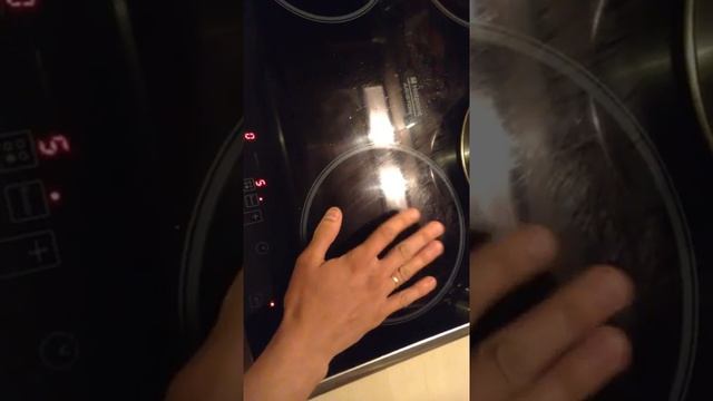 Hotpoint-Ariston Induction смотреть онлайн