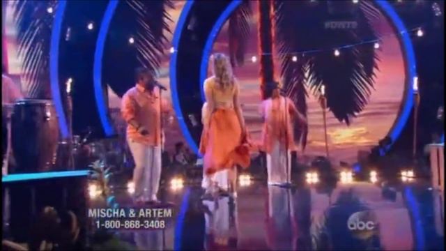 Mischa Barton & Artem Chigvintsev смотреть онлайн