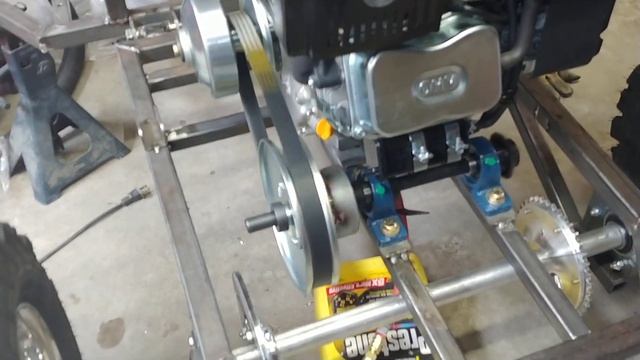 First Start Predator 420cc Grand Daddy go kart build смотреть онлайн