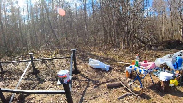 Карелия/Часть13/Повесили домики для лесных птичек. Гидроизоляция свай.