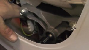 Меняем барабан у стиральной машины  INDESIT WISN82