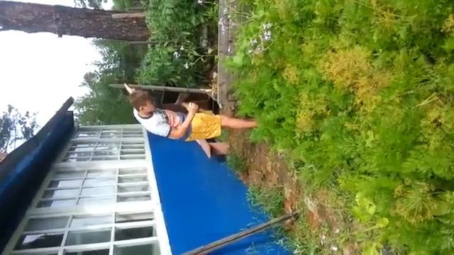 Сева делает колышек. смотреть онлайн