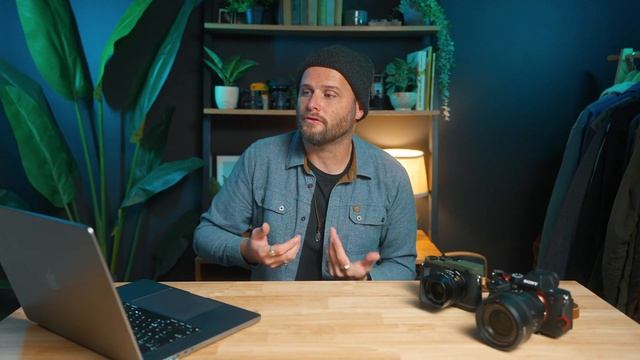 Leica Q2 vs. Sony A7RV смотреть онлайн