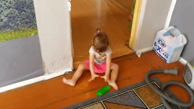 Чем занять годовалого ребёнка? Скользун :) смотреть онлайн