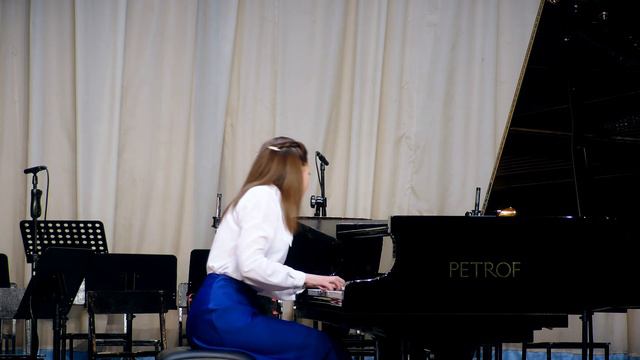 Р.Шуман - Арабески соч.18 смотреть онлайн
