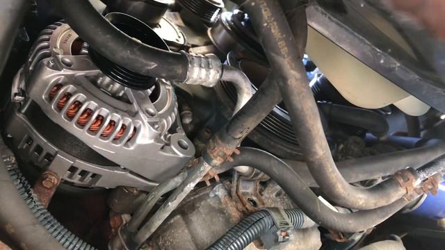 Replacing alternator on 2005 Lexus GX470 смотреть онлайн