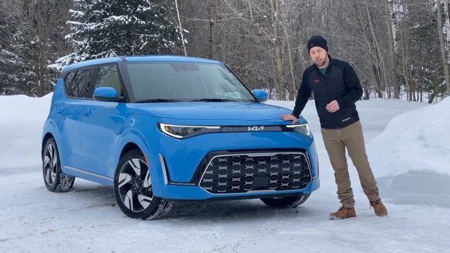 Kia Soul GT-Line 2023 | Un véhicule plus à l’aise en ville смотреть онлайн