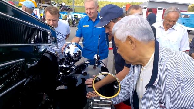 Horch 951, запуск двигателя