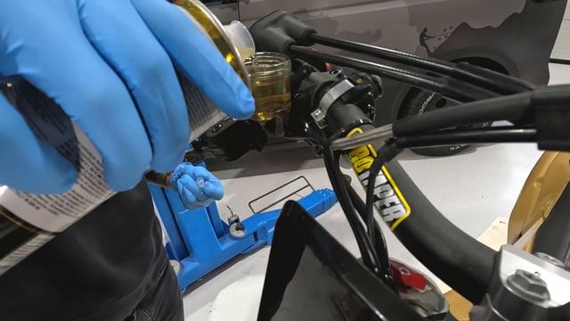 HOW TO: Bremsen mit DOT 5.1 Befüllen und Entlüften! Husqvarna FE 501 / KTM EXC смотреть онлайн