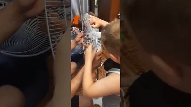 Вентилятор  ARDESTO  FN-1608RW