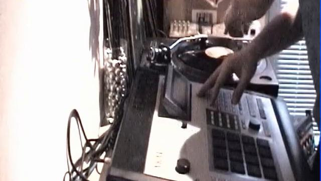 MPC 60 - The Herbaliser - Generals live acapella remix смотреть онлайн