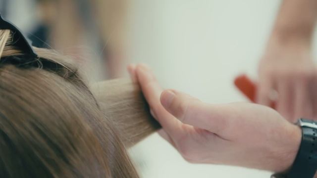 Peter Mark - GHD Oracle - Red Carpet Look смотреть онлайн