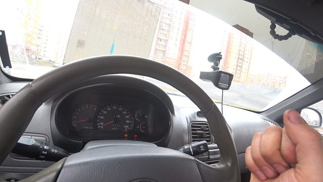 Hyundai Accent топливная стрелка врет на 20 литров бензина смотреть онлайн
