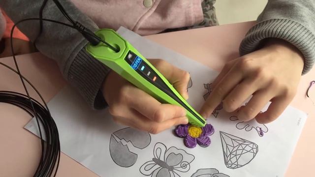 Тея распаковывает 3d ручку рисуем 3д ручкой 3d ручка обзор видео для детей vlog влог смотреть онлайн