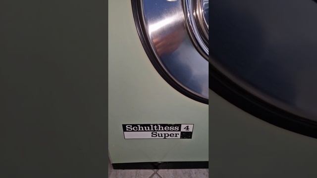 Schulthess 4 Super Waschmaschine von 1958 смотреть онлайн