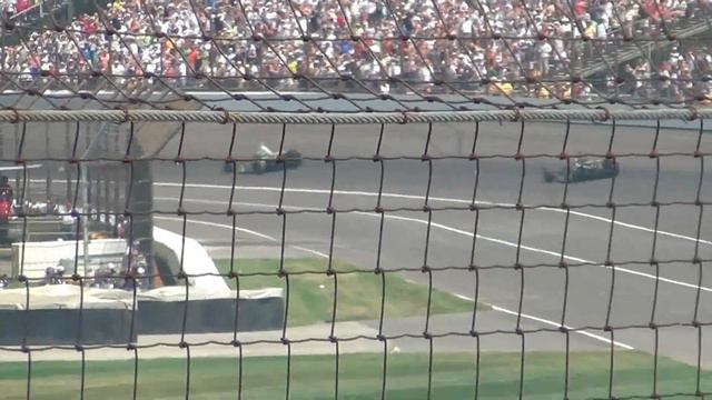 Indy 500 2012 - Takuma Sato's Lap 199 Crash!! (HD) смотреть онлайн