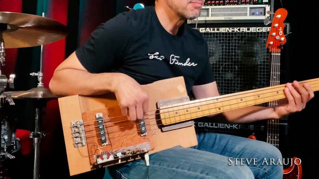 Leo Fender's Breadboard Bass смотреть онлайн