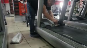 Замена полотна беговой дорожки