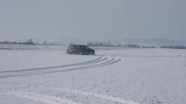 Passat B6 2.0TDI 4Motion on snow смотреть онлайн