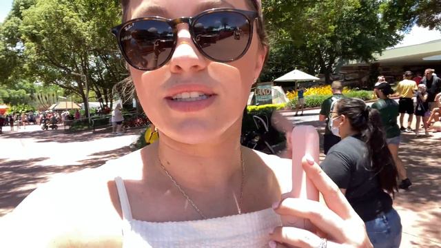 Disney World Vlog | Riviera Breakfast, Skyliner, Epcot F&W, Chefs de France Dinner смотреть онлайн