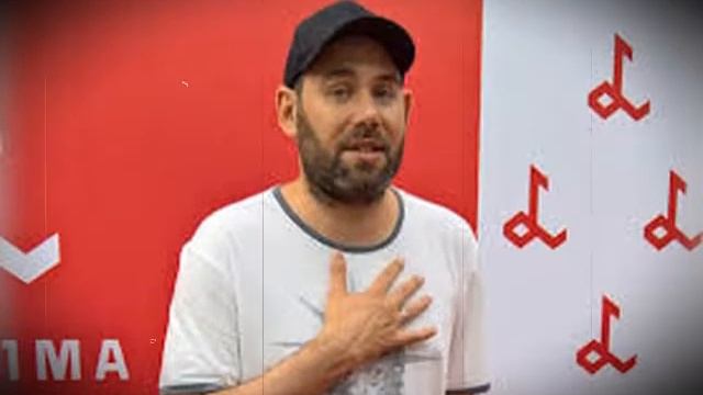 Шкурку прочь: Слепакову отрезали крайнюю плоть