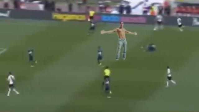 Fort le provoca la lesión a Fernando Gago - Aparición de Fort смотреть онлайн