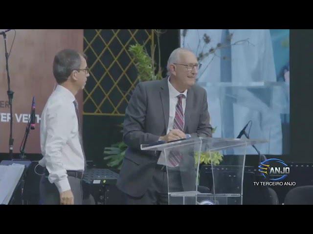 124 ЗЕРКАЛО НА СТЕНЕ смотреть онлайн