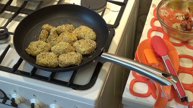 Готовим наггетсы дома в панировке с паприкой и куркумой Вкуснее и полезнее, чем в кафе смотреть онлайн