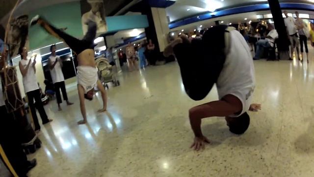 Capoeira Tahiti - Jogo no Pacífico смотреть онлайн
