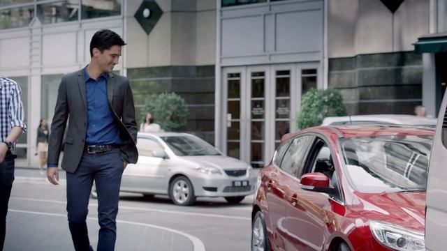 Ford Focus Active City Stop Lamp Post Commercial смотреть онлайн