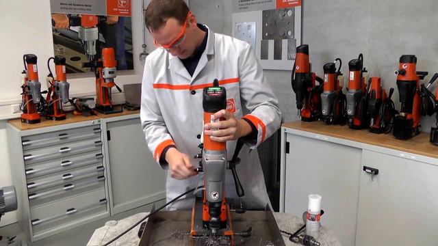 Fein KBM 65 U model manyetik matkap ile delik delme ve kılavuz çekme işlemi ( Bölüm 9 ) смотреть онлайн