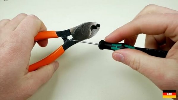 Compact Cable Cutter Showdown