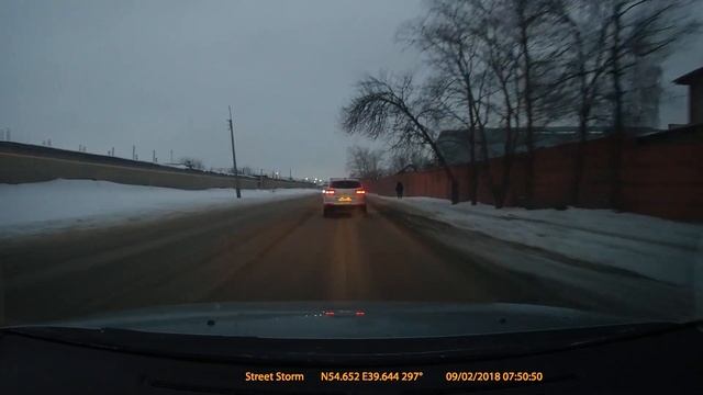 Рязань. 9 февраля 2018. По встречке через два переезда.