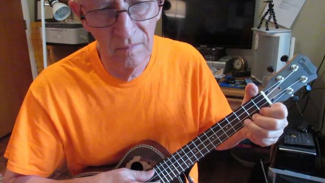 Danny Boy and other songs. Tenor ukulele B tuning. смотреть онлайн