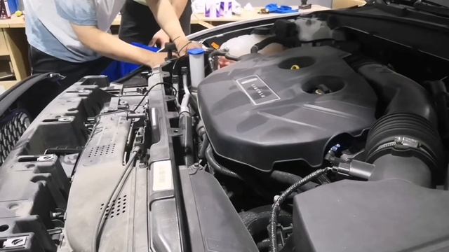 2015-2020 Lincoln Continental Modified from Xenon to LED Tutorial. Plug and Play смотреть онлайн