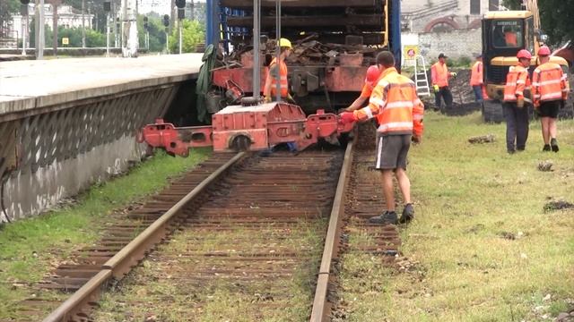 Ремонт пути на ст. Таллин-Балти / Track maintenance at Tallinn main station смотреть онлайн