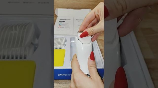 Машинка для стрижки ребенка ЕNSSU ES968 смотреть онлайн