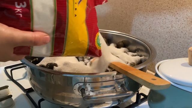 Варенье из грецкого ореха. Заготовки. Варенья. смотреть онлайн