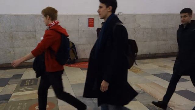 Уличные музыканты в Москве смотреть онлайн