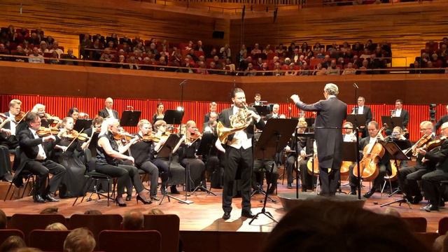 Richard Strauss Concerto for Horn No 1 смотреть онлайн