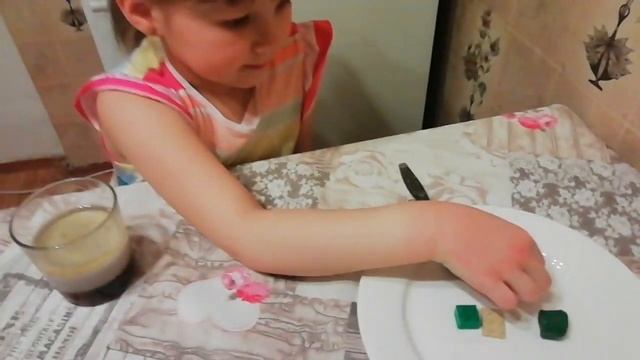 Развитие представлений об окружающем и расширение кругозора. Свойства жидкостей.