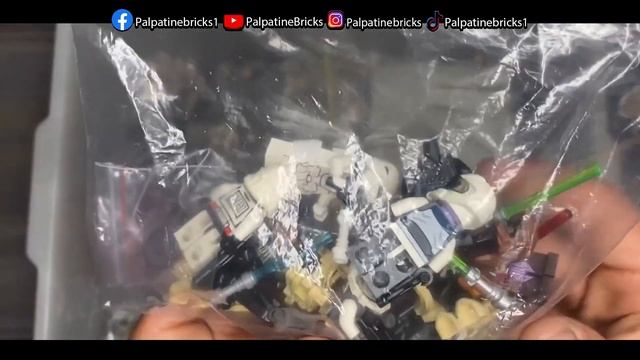 LOOK What I Found In A MYSTERY Minifigure BOX! смотреть онлайн