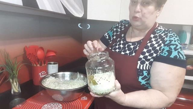 КВАШЕНАЯ КАПУСТА ДЕДОВСКИМ способом!!!ХРУСТЯЩАЯ и ОЧЕНЬ вкусная!!! смотреть онлайн