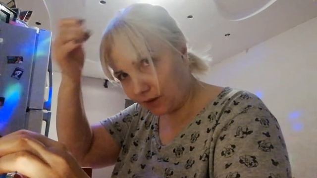 Влог: Делаю салат белая берёза и болтаю с вами о том как я работала поваром ? смотреть онлайн