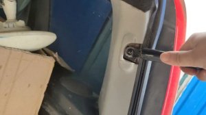 Замена амортизаторов багажника на Honda HR-V и не только