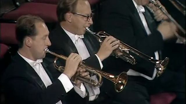 Leningrad Philharmonic Tchaikovsky 4th Symphony Rozhdestvens смотреть онлайн