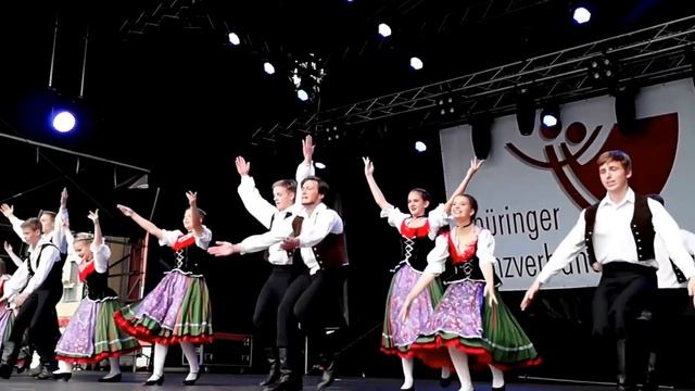 FOLKIES - Suite - German Folk Dance смотреть онлайн