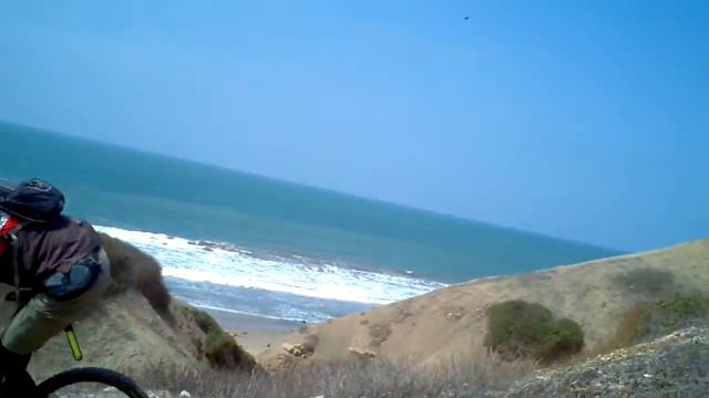 Giovanni Bonfanti MTB - Salinas Ecuador . Ruta Ancon - Playa Waimea смотреть онлайн