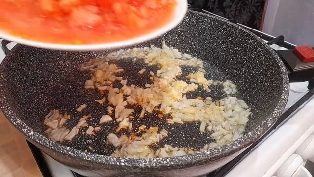 Макароны с тунцом и помидорами. Ужин за 15 минут. смотреть онлайн