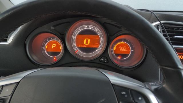 Запуск двигателя в мороз Citroen C4 EP6C смотреть онлайн